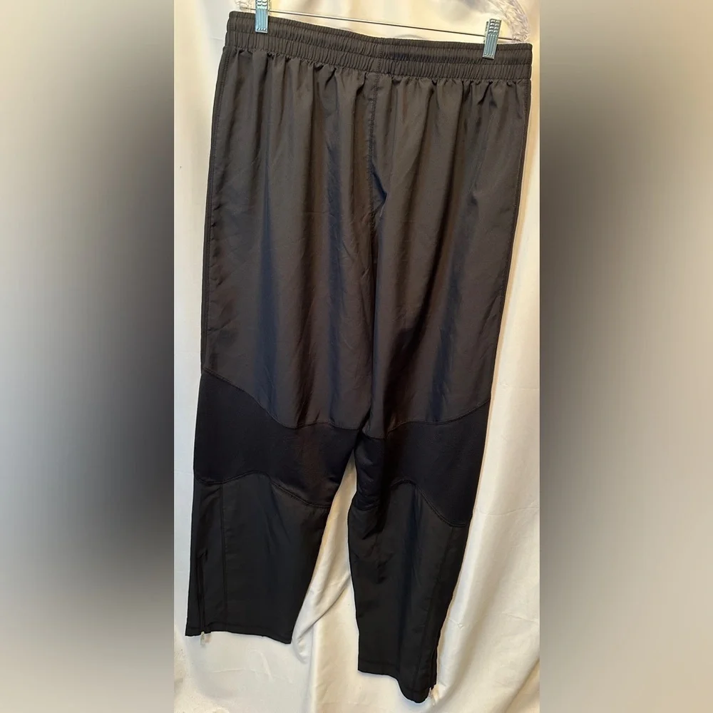Jordan Men’s 2XL Tall Black Joggers Zip Pockets‎ Jumpman Zip Ankle 33.5” Inseam